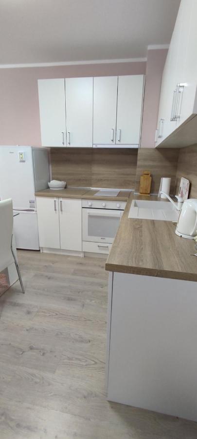 Luxury And Stylish Apartmen, Metro Station Obelya Sofia Exterior foto